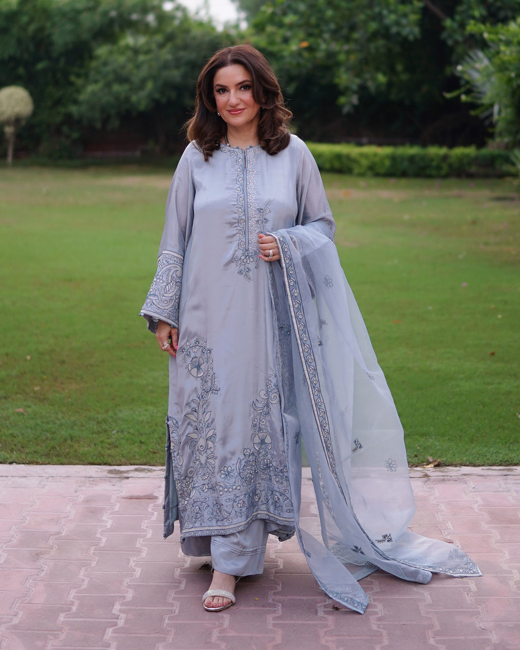 Elara Blue