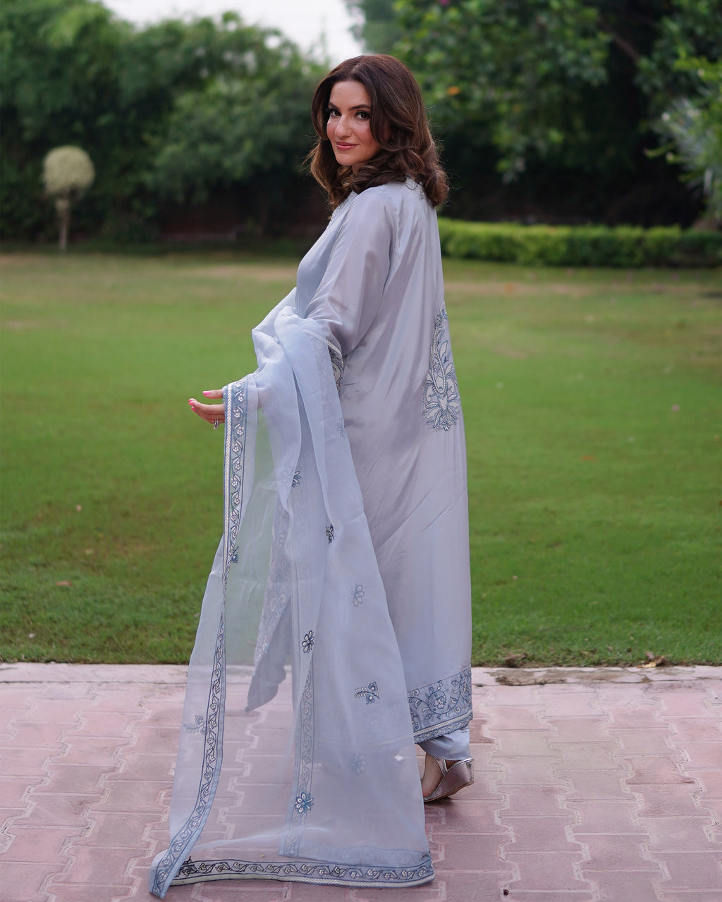 Elara Blue